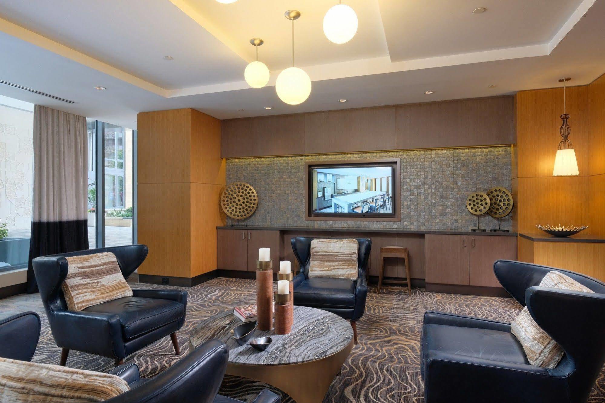 Global Luxury Suites In Downtown Bethesda Exterior photo